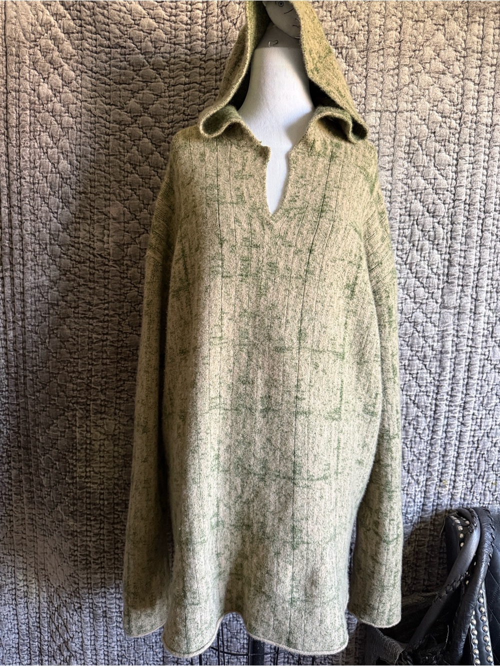Women's or Men’s -Hooded V-Neck Sweater in Light Green Cream Cashmere hand knit.